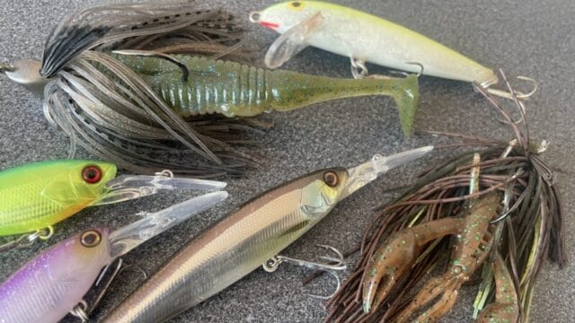 春のバス釣りパターン、おすすめルアー