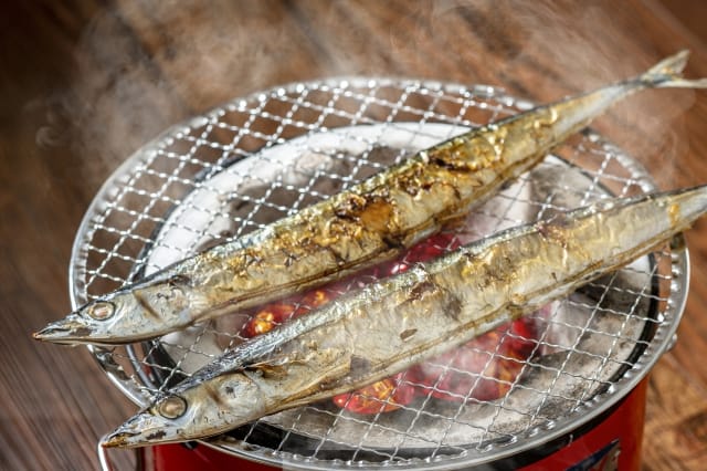 さんまの塩焼き、人気の焼き魚にして美味しい魚ベスト10