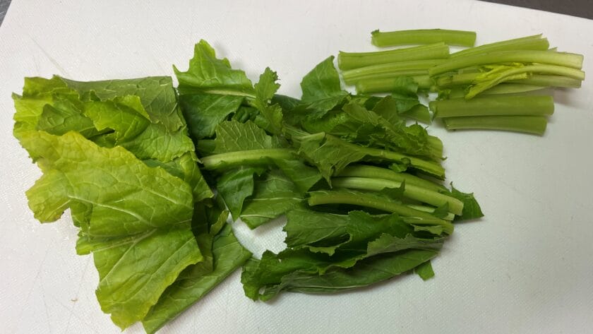 野菜を切る|ブリかぶみぞれ鍋