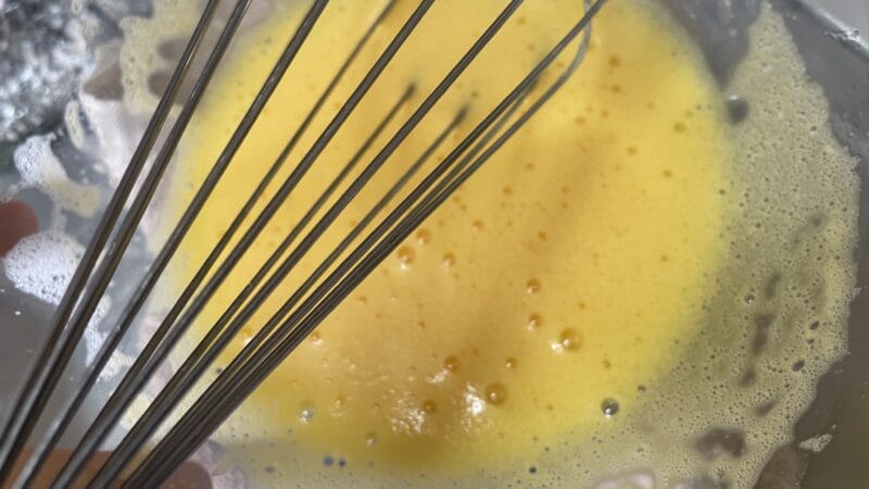 衣｜きのこのデュクセルを衣にした白身魚の香味パン粉焼き、釣果メシ