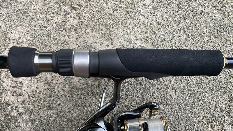 リールシートとグリップ｜メジャークラフトファーストキャストバス,インプレ