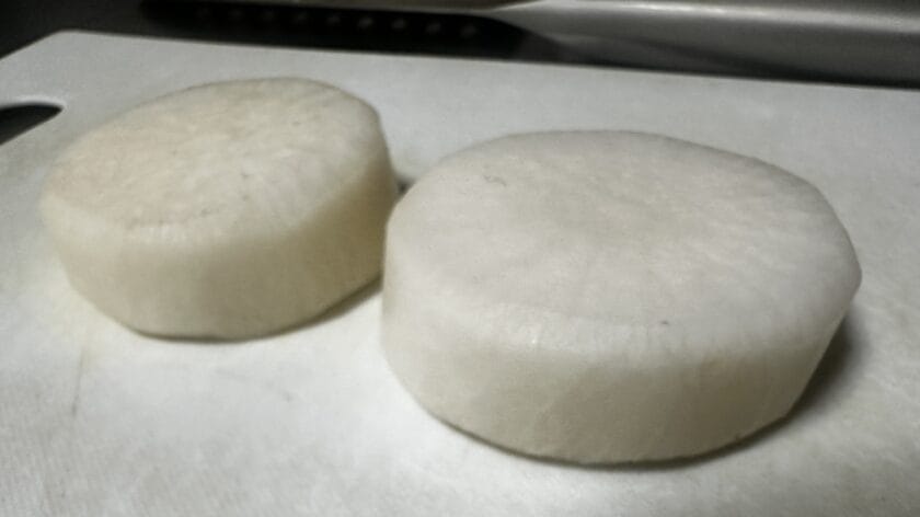 大根を用意|釣り魚の梅照り煮,レシピ,釣果メシ