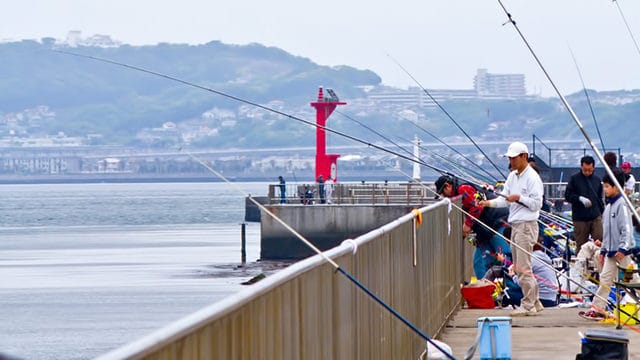 エサ釣りの人を見つける、ポイント｜アジングデイゲーム攻略法