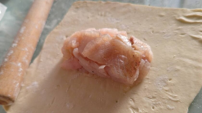 パイシートで包む｜白身魚のオニオンチーズパイ,レシピ,釣果メシ