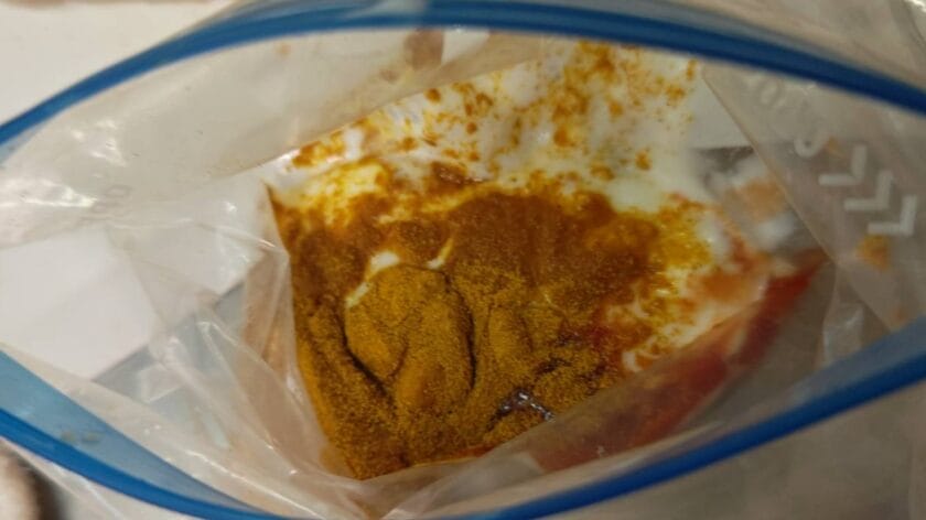 マリナードをつくる｜タンドリーフィッシュのサラダライスボウル,釣果メシ