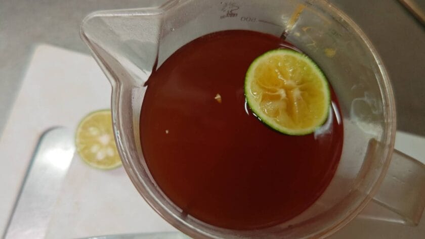 めんつゆを合わせる|若狭柚庵焼きの冷やしすだちそうめん,レシピ,釣果メシ