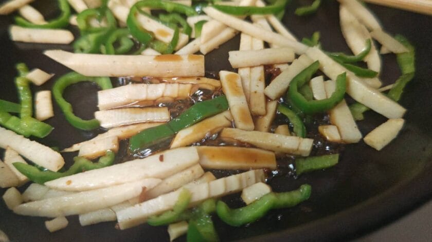野菜を炒める②｜魚の鱔魚意麺風オ甘酢あんかけ焼きそば,釣果メシ
