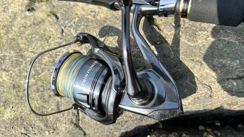 デザイン|24ツインパワー,インプレ,リール,シマノ