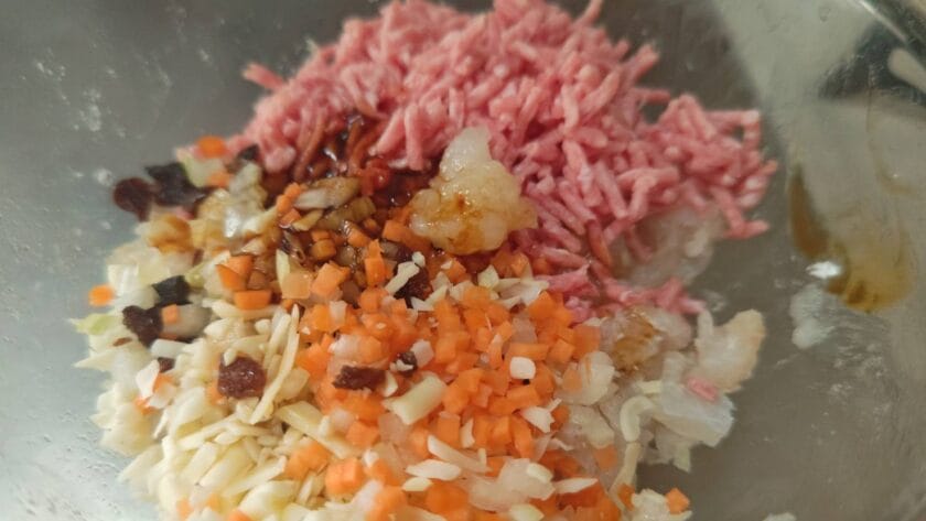 具材を合わせる|すずきのレリエノ,クリスマスフィッシュ,つくり方,レシピ,釣果メシ